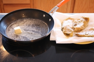 Image 1. Preparing to fry leftover Maultaschen (kitchenproject.com)
